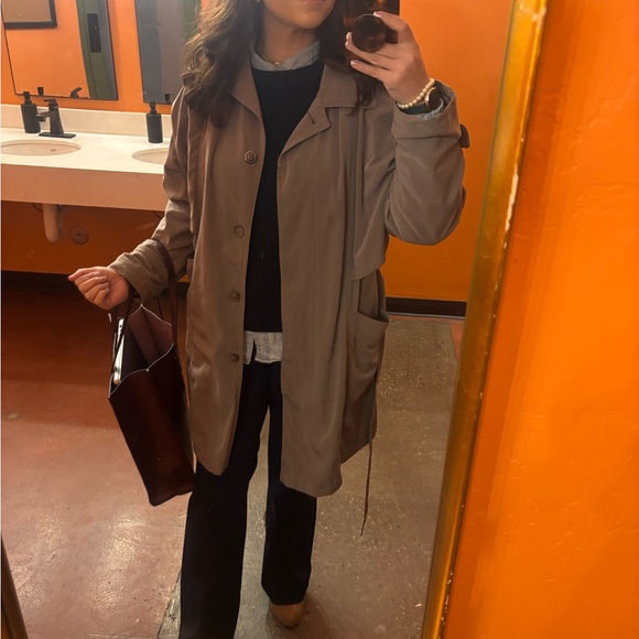 Meet your Posher, Racheline - Picture 3 of 4